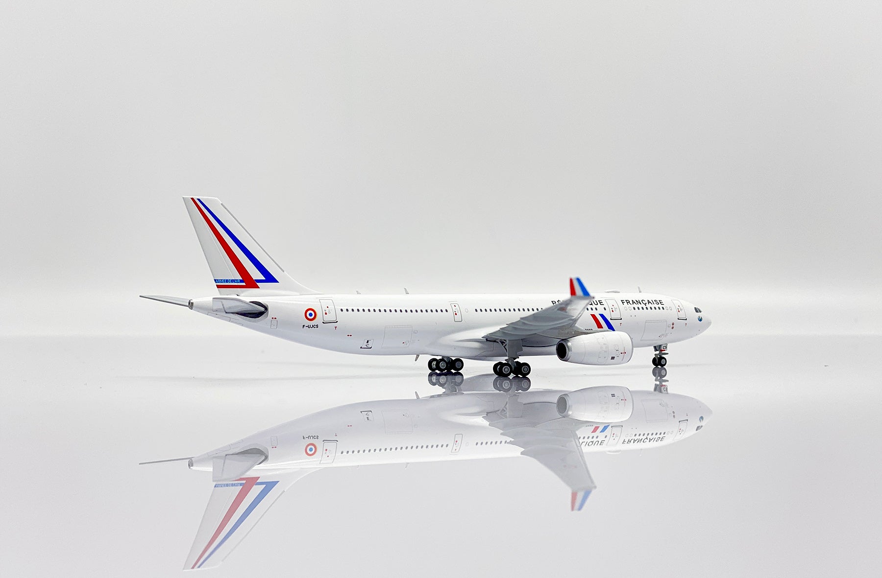 Armee de l'air Airbus A330-200 F-UJCS (LH4224)