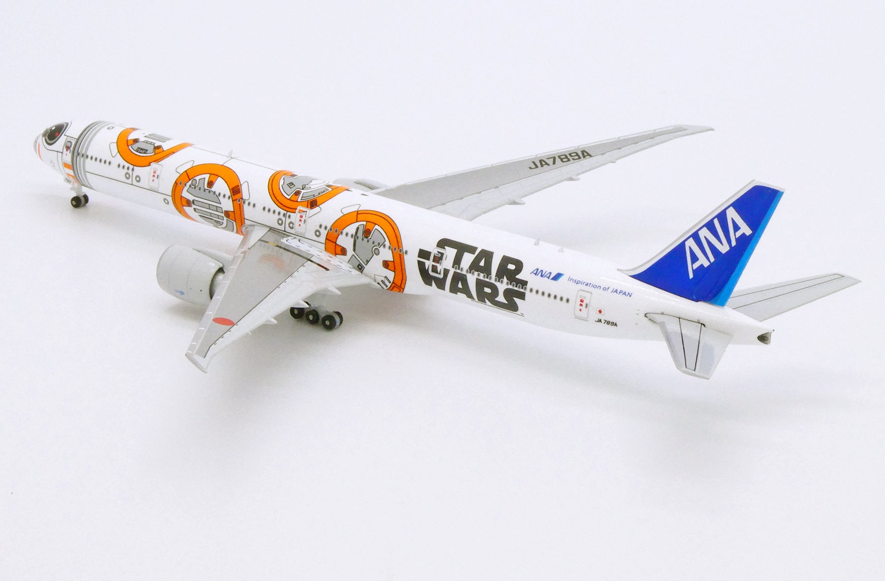 ANA All Nippon Airways Boeing 777-300ER JA789A 'Star Wars BB-8' (PX5005)