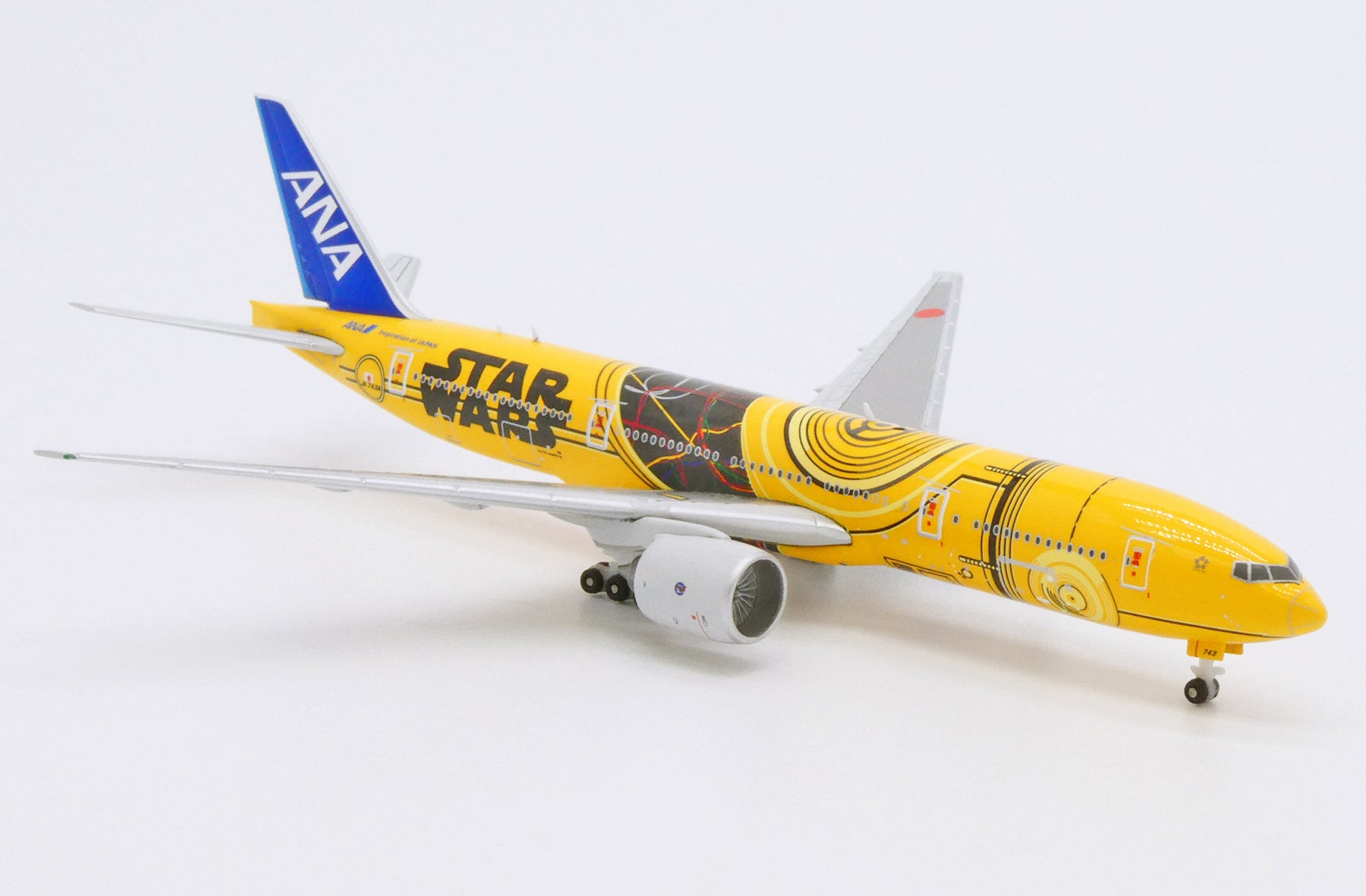 ANA All Nippon Airways Boeing 777-200ER JA743A 'Star Wars C-3PO' (PX5007)