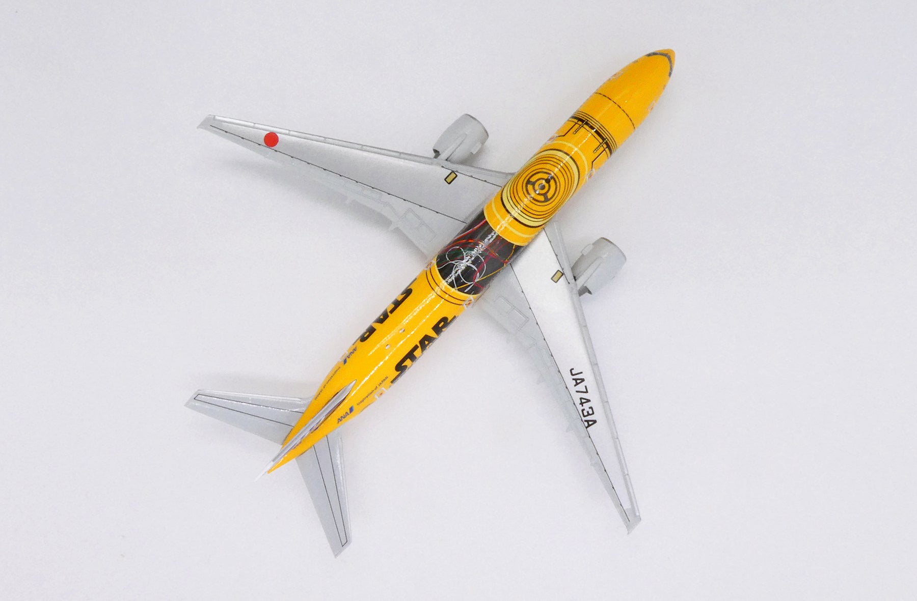 ANA All Nippon Airways Boeing 777-200ER JA743A 'Star Wars C-3PO' (PX5007)