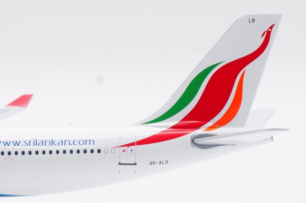 SriLankan Airlines Airbus A330-300 4R-ALR (RM33301)