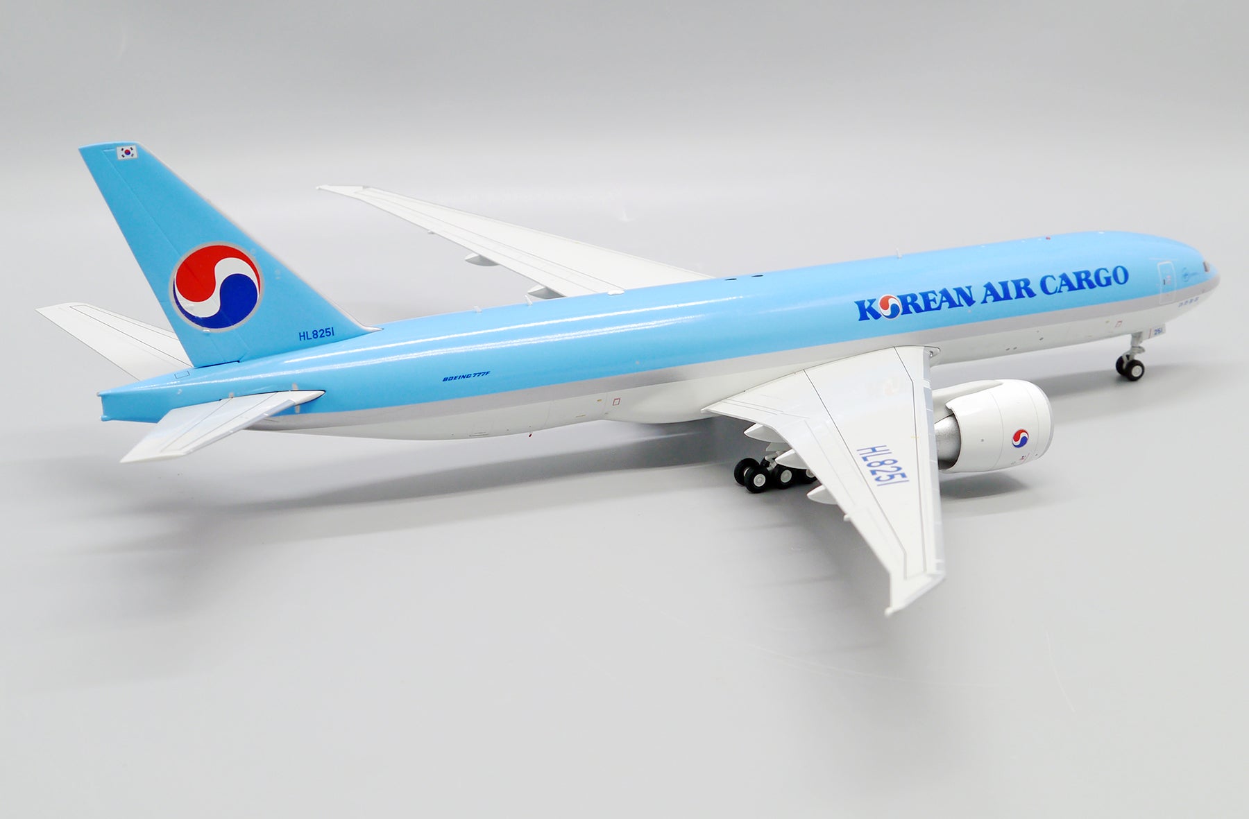 Korean Air Cargo Boeing 777F HL8251 (SA2004)
