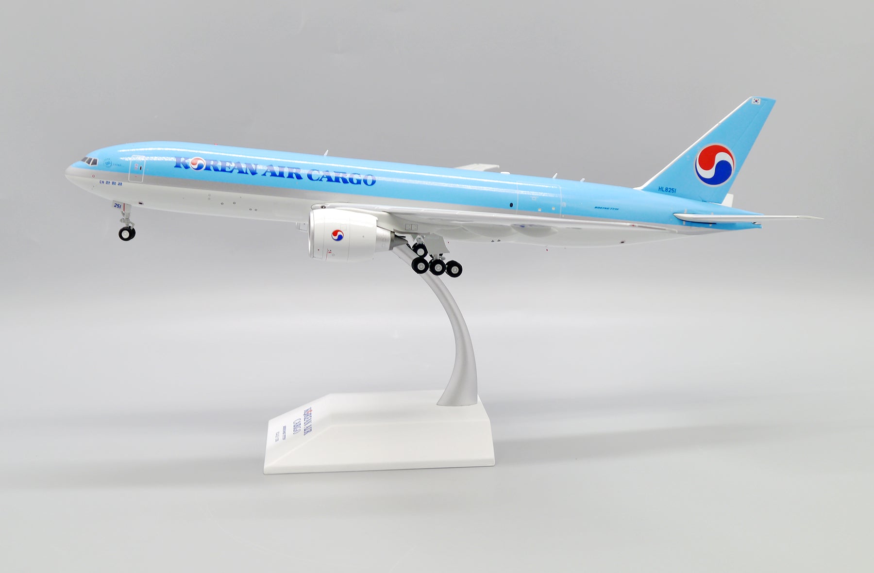 Korean Air Cargo Boeing 777F HL8251 (SA2004)