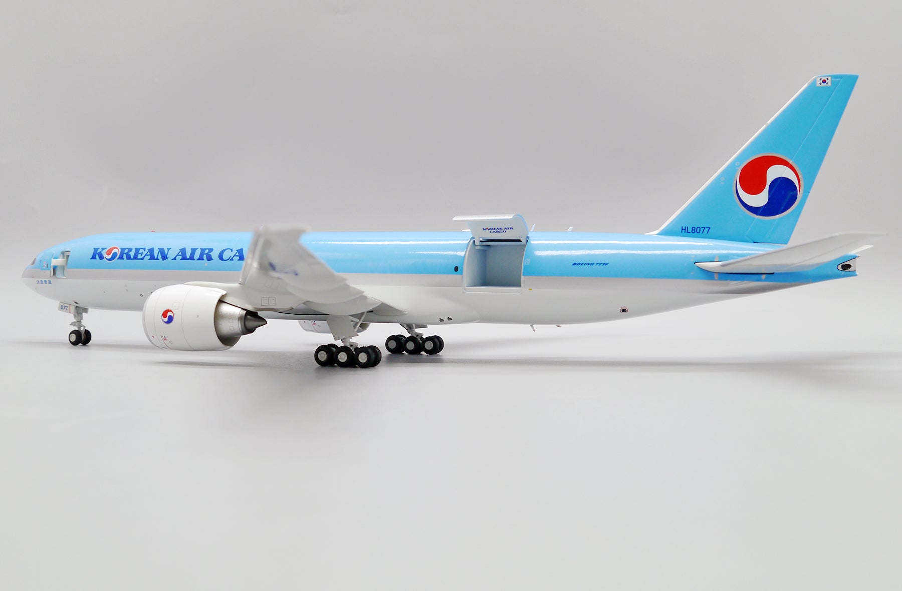 Korean Air Cargo Boeing 777F HL8077 'interactive series' (SA2005C)