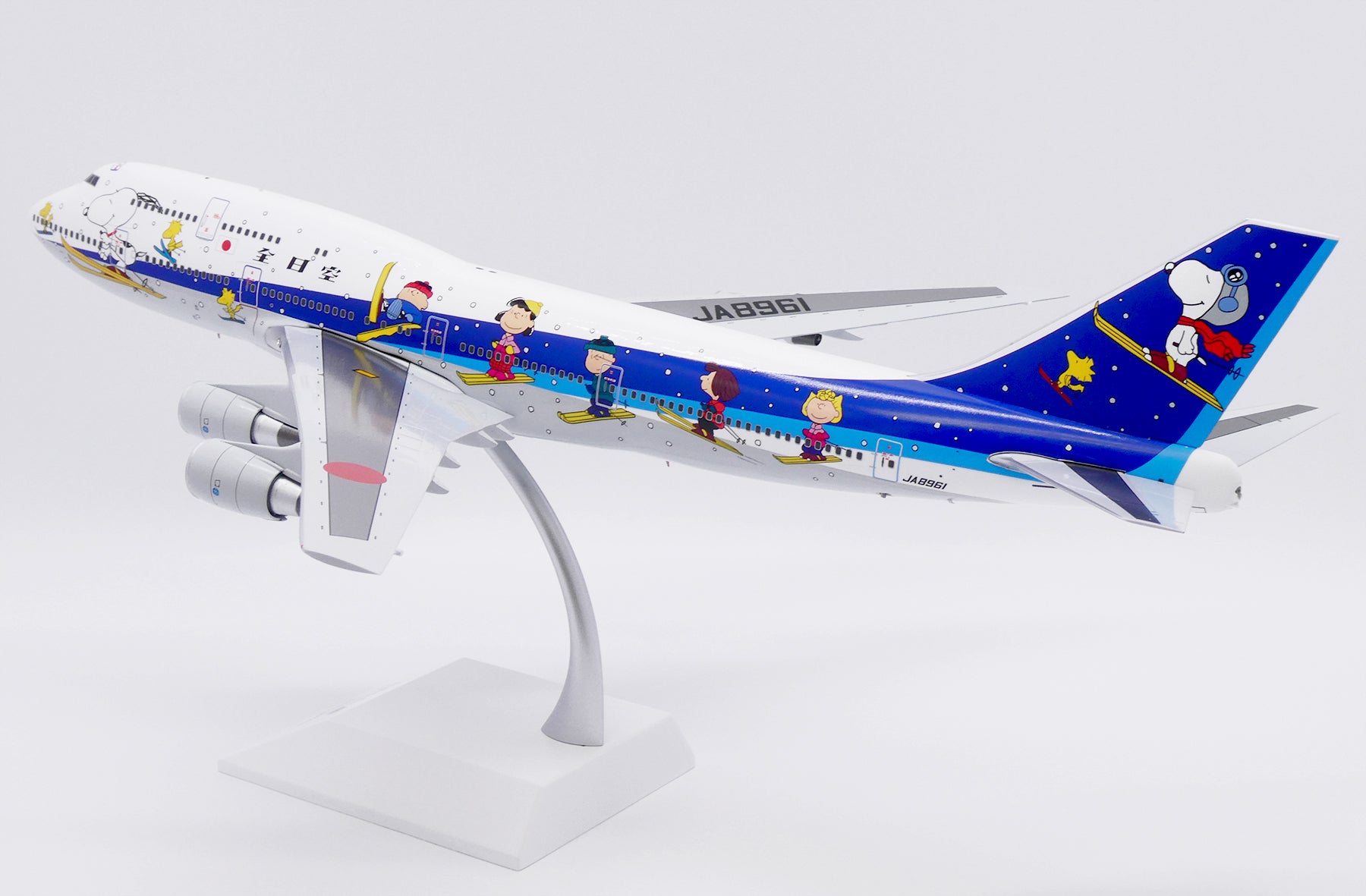 ANA All Nippon Airways Boeing 747-400D JA8961 'Snoopy' (SA2053)