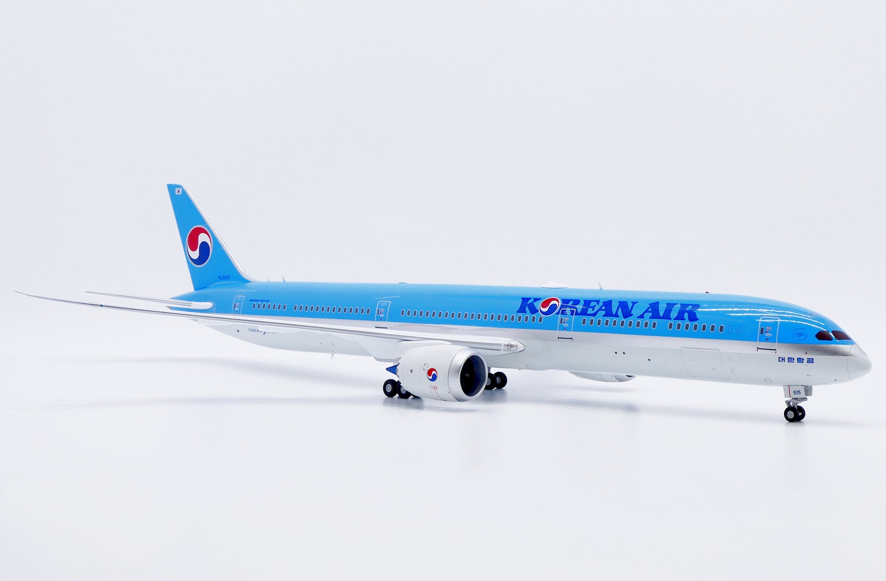 Korean Air Boeing 787-10 HL8515 (SA2069)