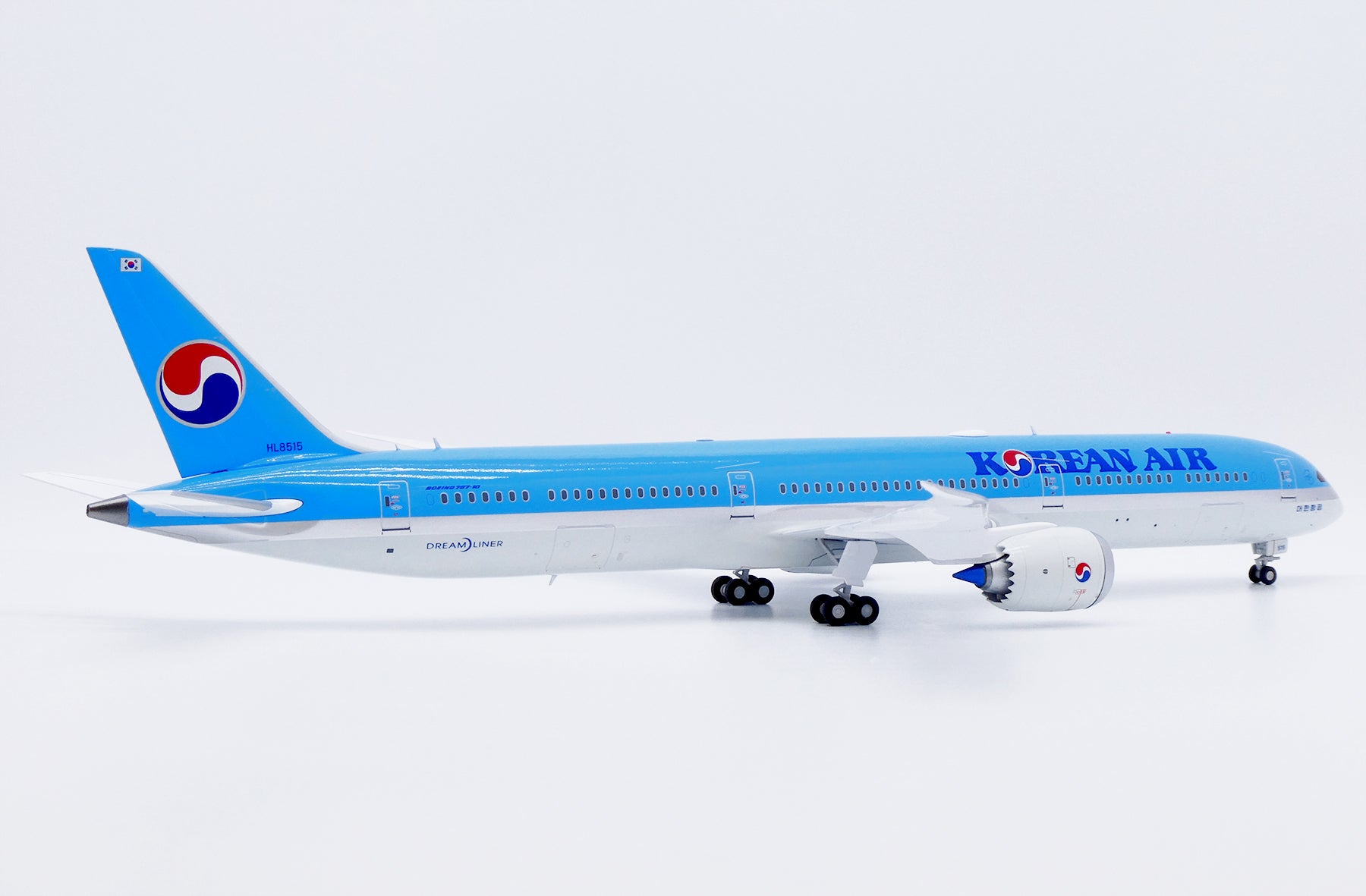 Korean Air Boeing 787-10 HL8515 (SA2069)