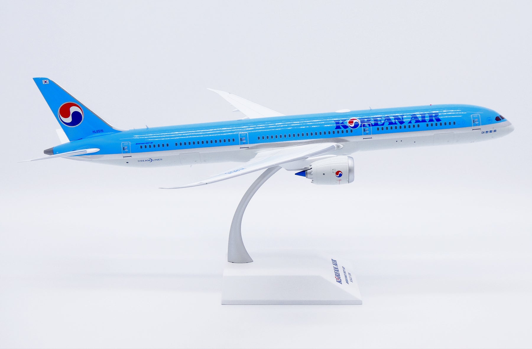 Korean Air Boeing 787-10 HL8515 (SA2069)