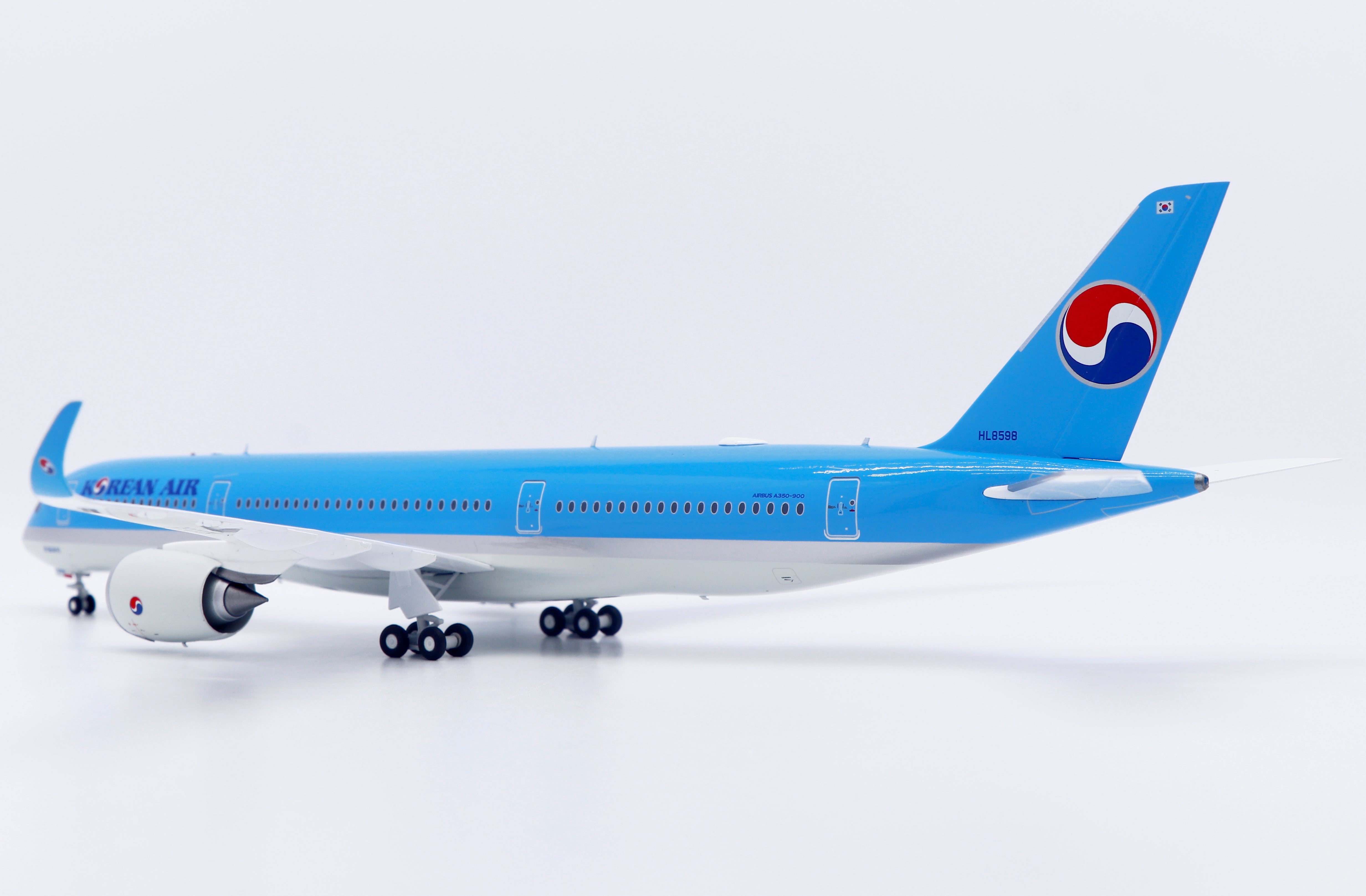 Korean Air Airbus A350-900 HL8598 (SA2086)