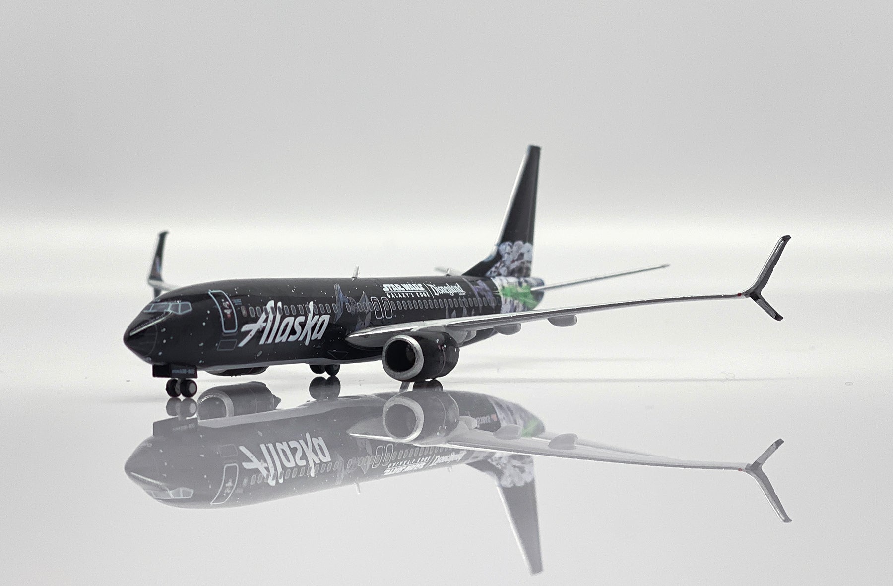 Alaska Airlines Boeing 737-800 N538AS 'Star Wars Galaxy's Edge' (SA4009)