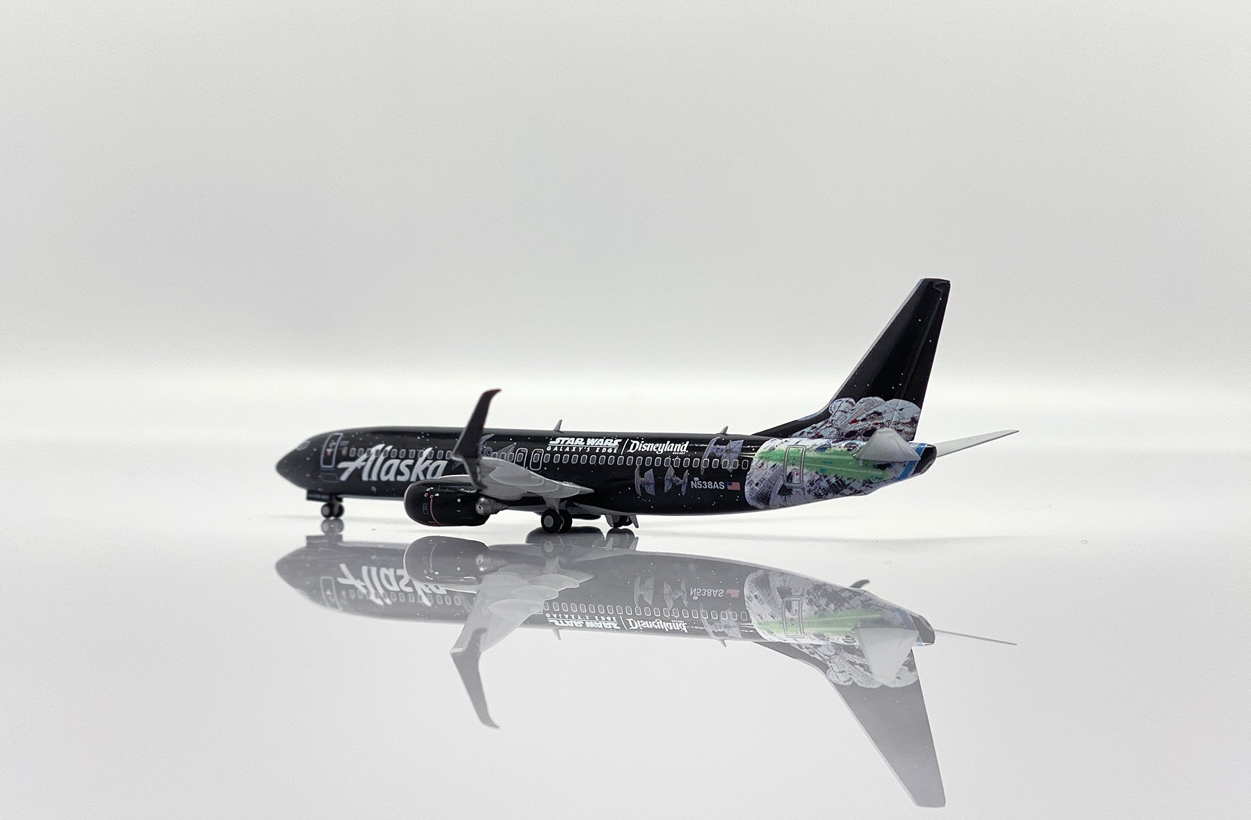 Alaska Airlines Boeing 737-800 N538AS 'Star Wars Galaxy's Edge' (SA4009)