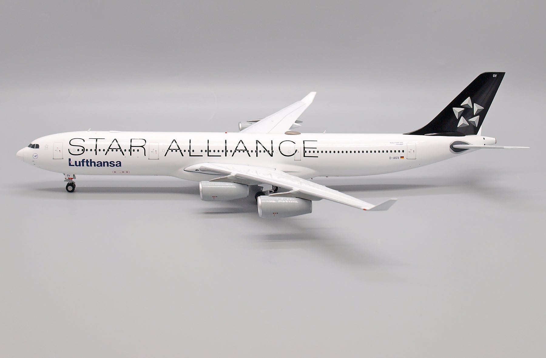 Lufthansa Airbus A340-300 D-AIGV 'Star Alliance' (XX20151)