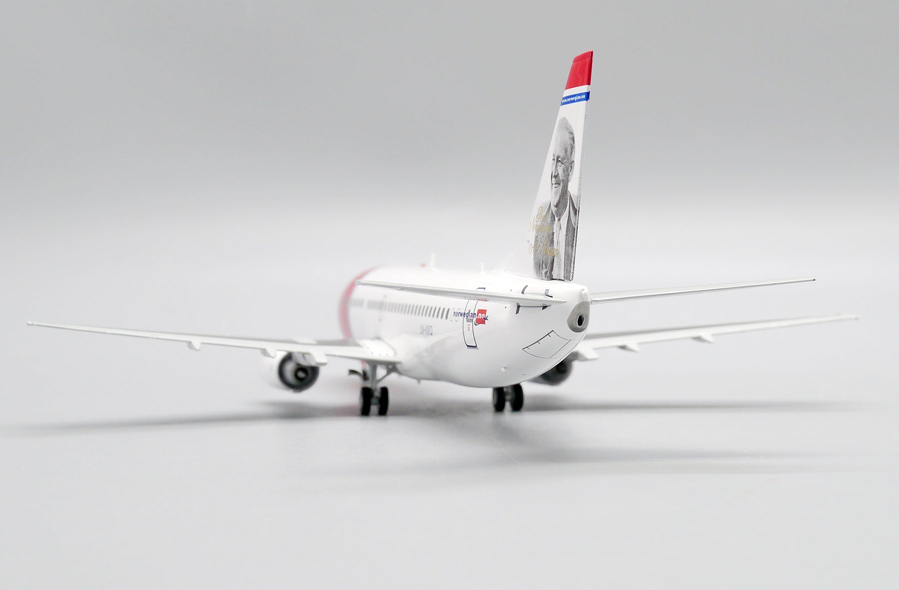 Norwegian Air Shuttle Boeing 737-300 LN-KKQ 'Real Norwegian - Alf Proysen' (XX20178)