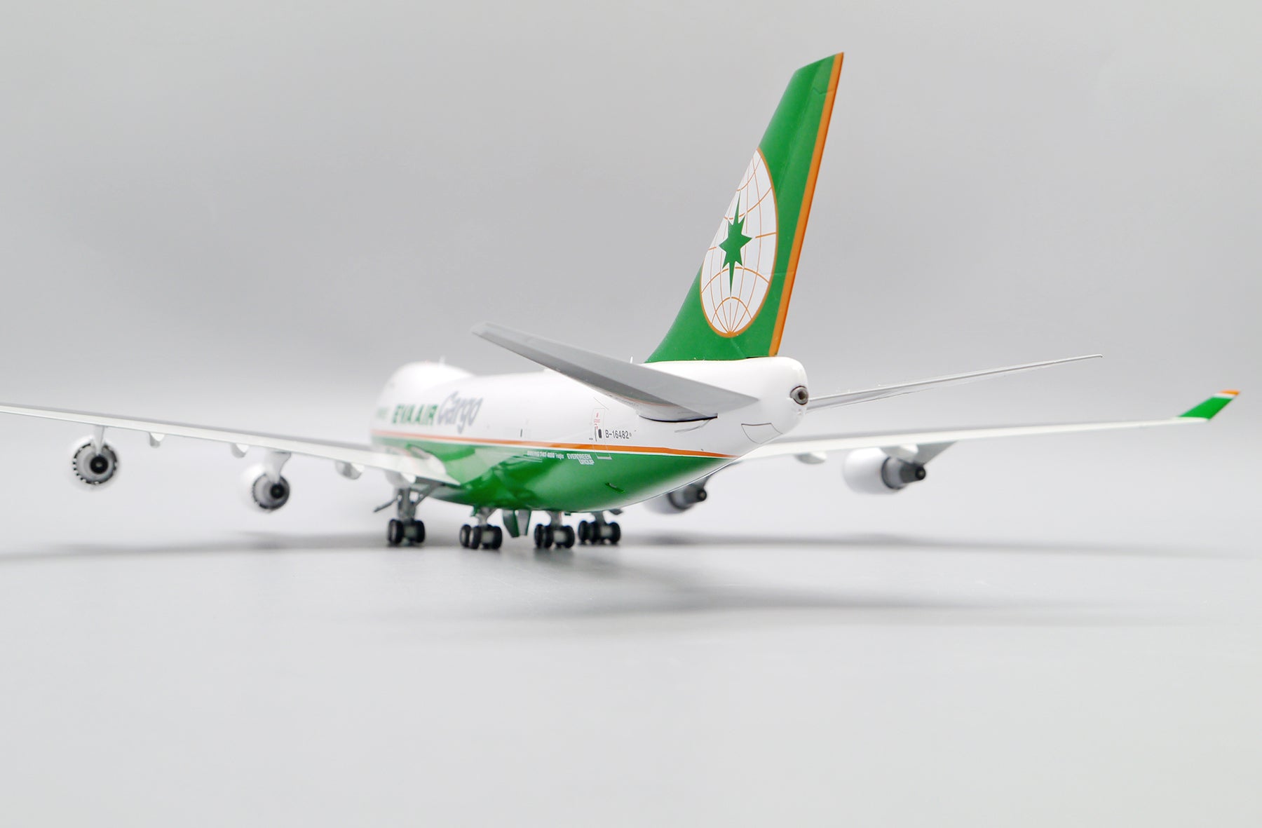 EVA Air Cargo Boeing 747-400F B-16482 (XX20257)