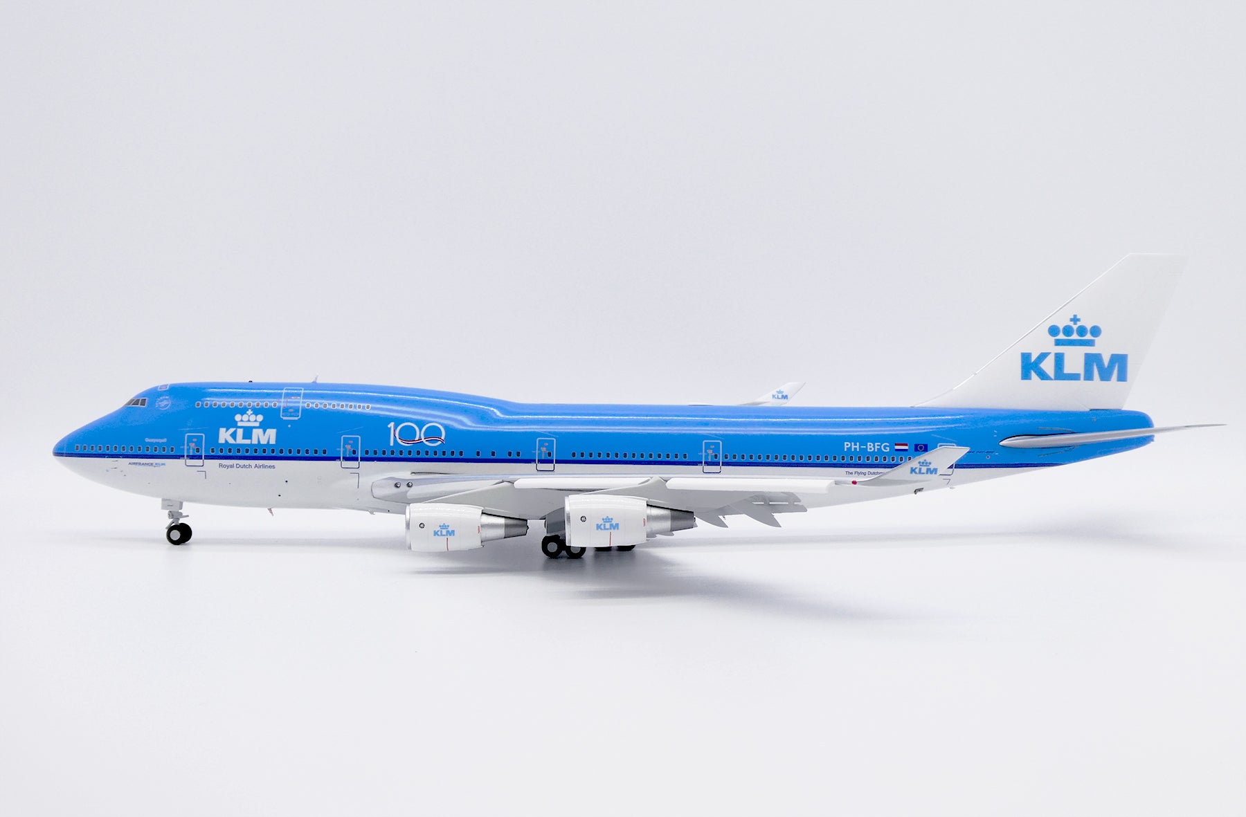 KLM Royal Dutch Airlines Boeing 747-400 PH-BFG 'mit Aviationtag / Flaps Down' (XX20345A)