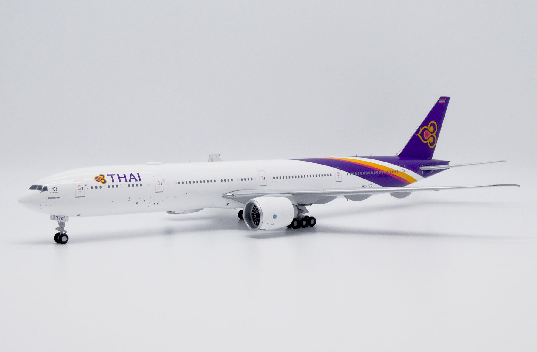 Thai Airways International Boeing 777-300ER HS-TTC (XX20421)