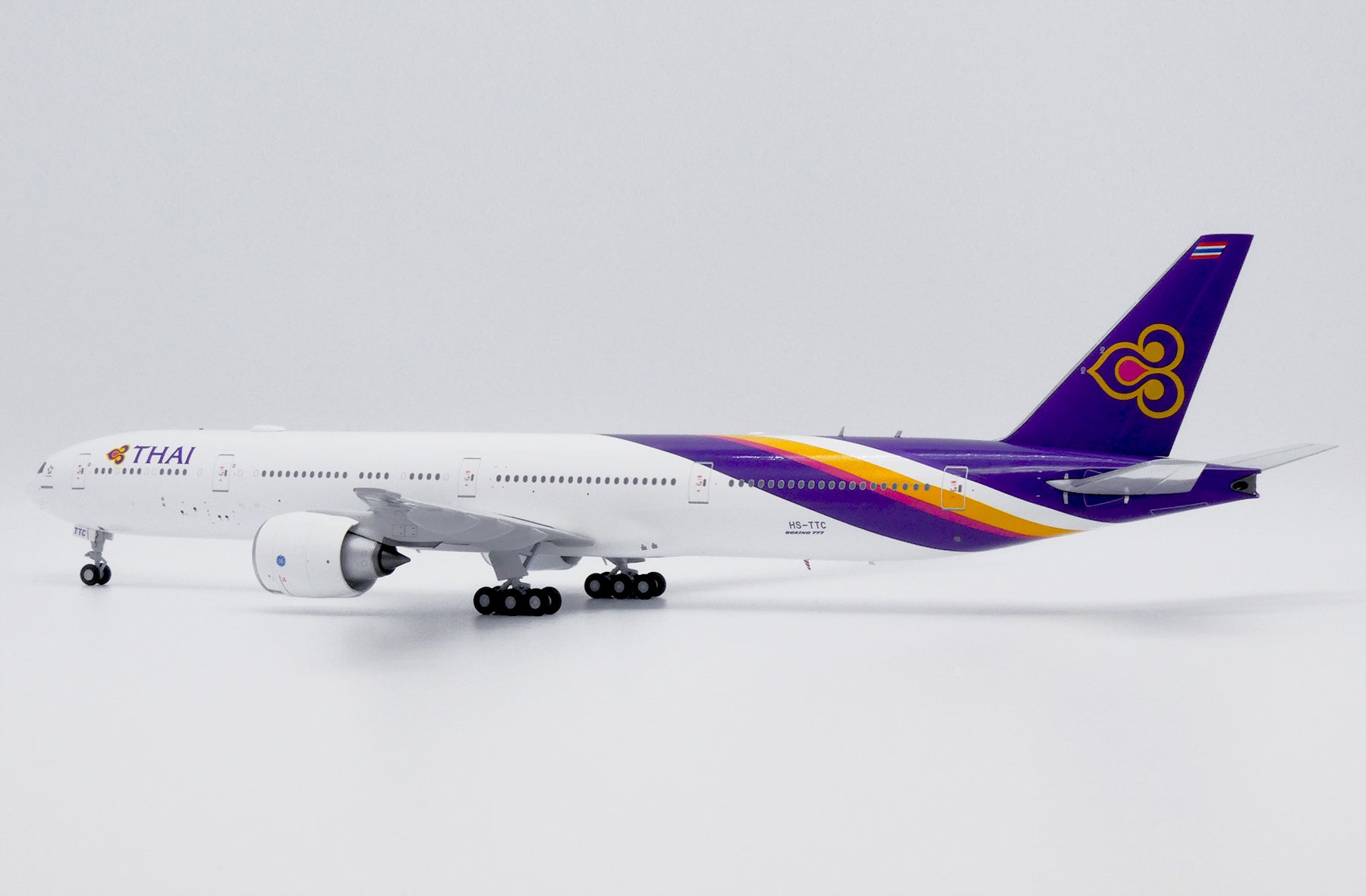 Thai Airways International Boeing 777-300ER HS-TTC (XX20421)