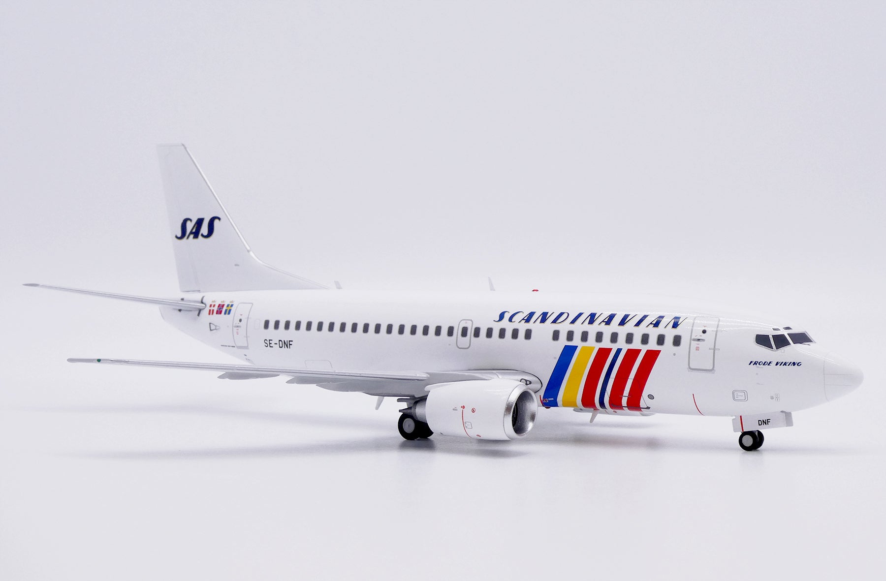SAS Scandinavian Airlines Boeing 737-500 SE-DNF (XX20498)