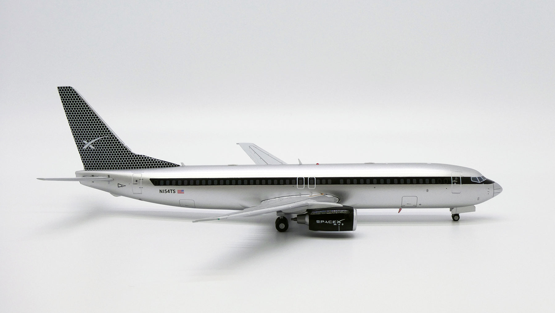 SpaceX Boeing 737-800 N154TS (XX20558)