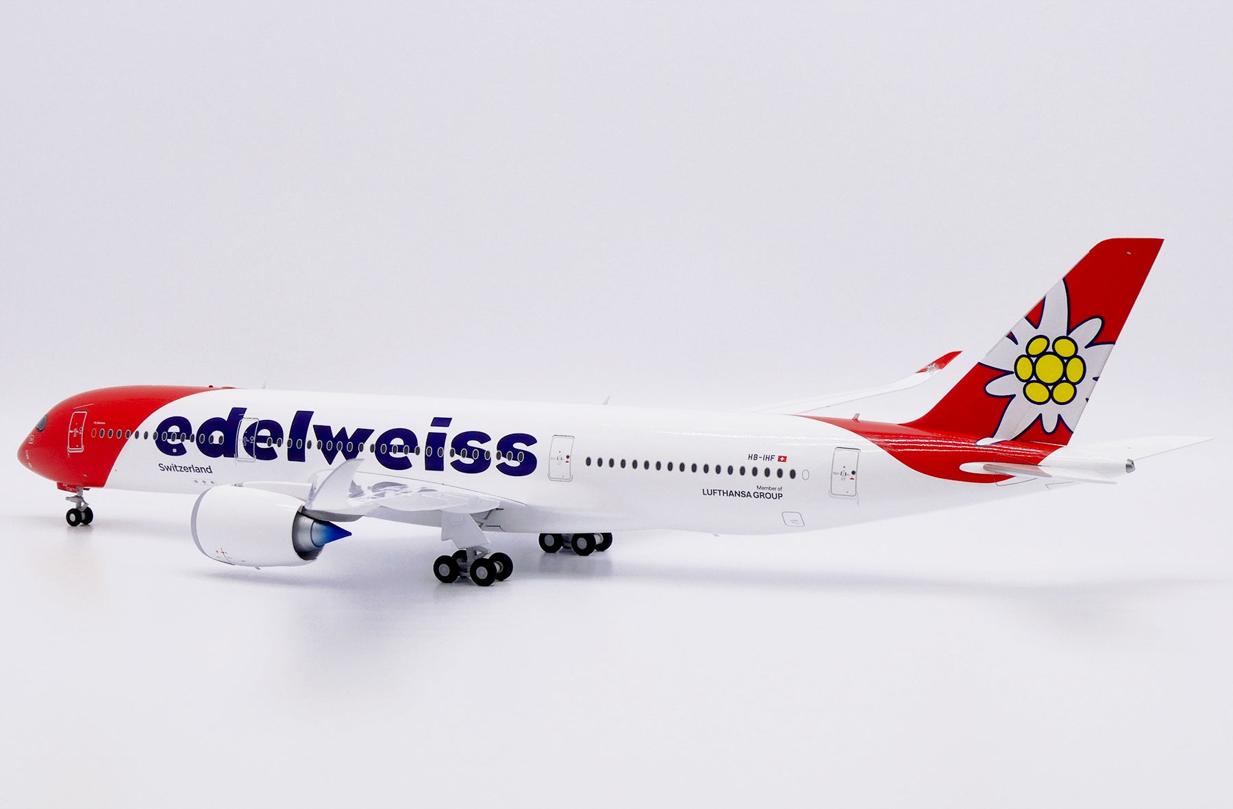 edelweiss air Airbus A350-900 HB-IHF (XX20569)