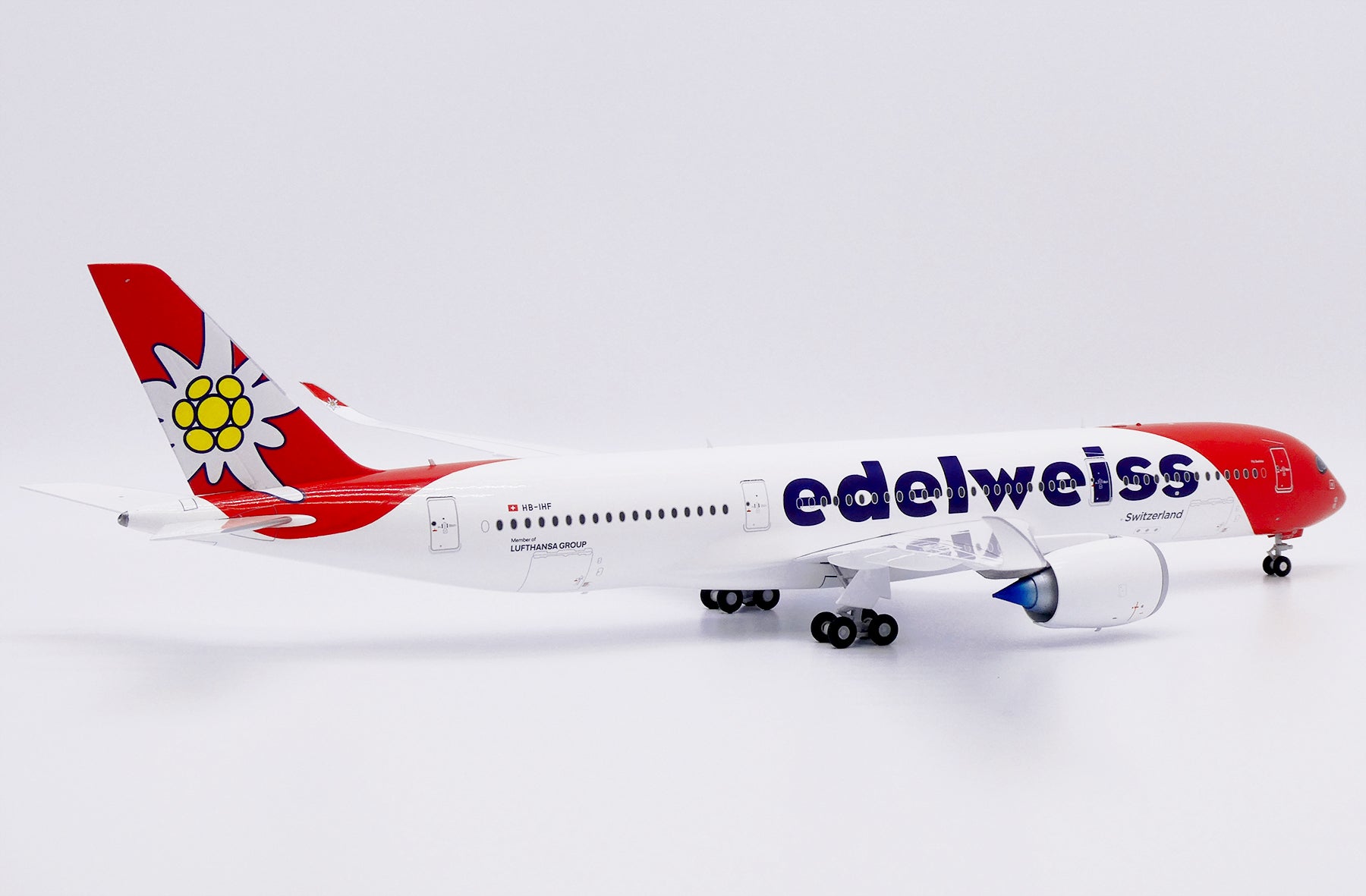 edelweiss air Airbus A350-900 HB-IHF (XX20569)