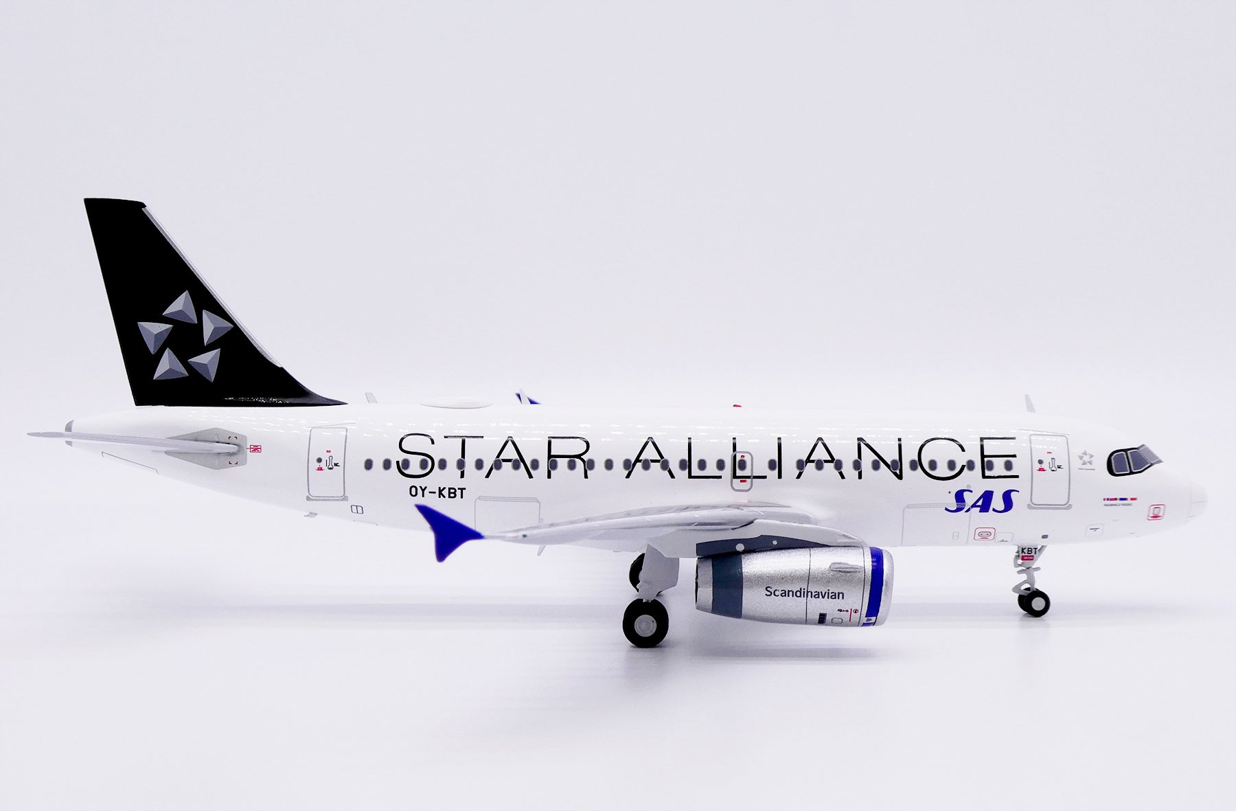 SAS Scandinavian Airlines Airbus A319-100 OY-KBT 'Star Alliance' (XX20608)