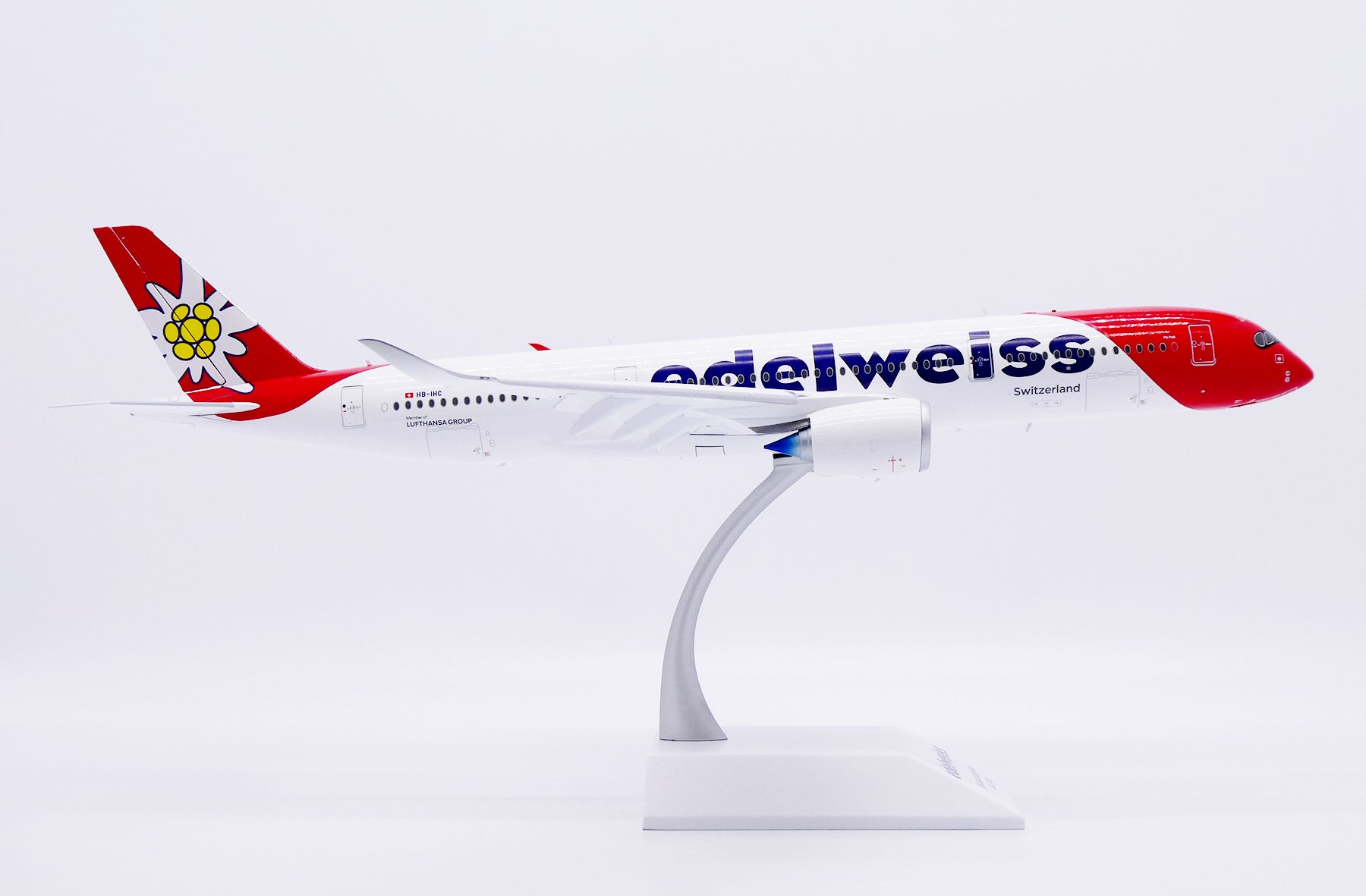 edelweiss Air Airbus A350-900 HB-IHC 'Flaps Down' (XX20626A)