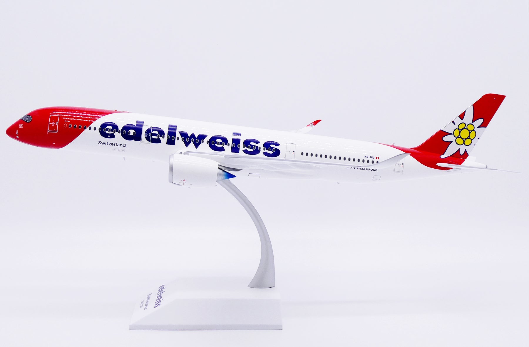 edelweiss Air Airbus A350-900 HB-IHC (XX20626)