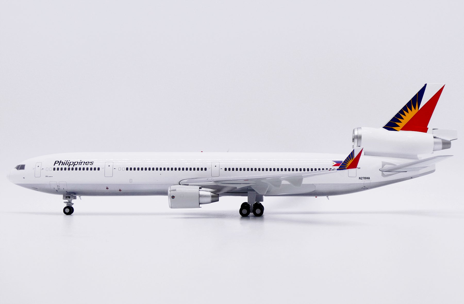 Philippine Airlines McDonnell Douglas MD-11 N278WA (XX20648)