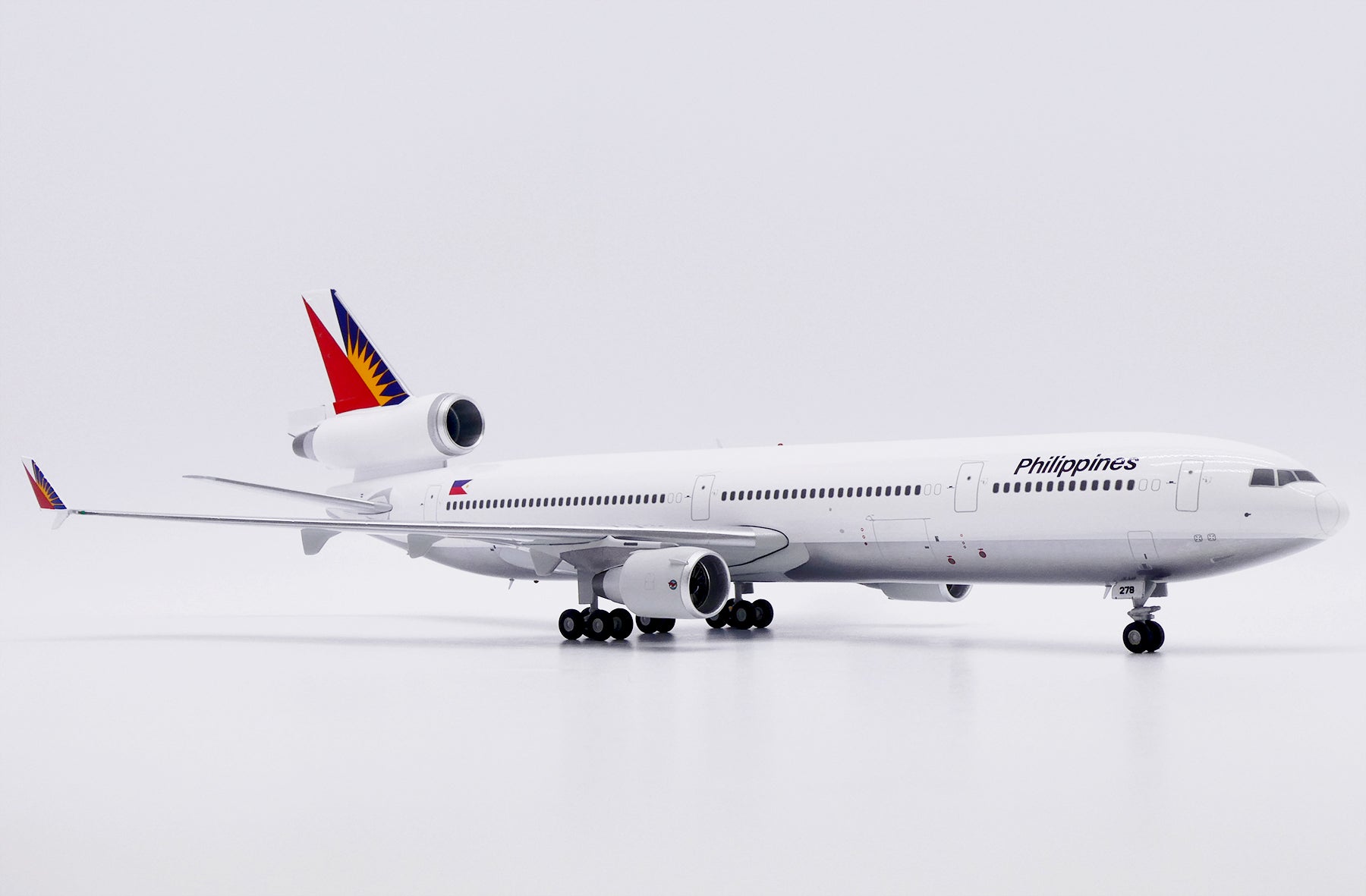 Philippine Airlines McDonnell Douglas MD-11 N278WA (XX20648)