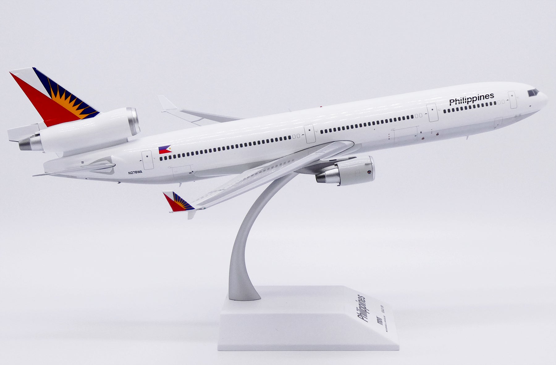Philippine Airlines McDonnell Douglas MD-11 N278WA (XX20648)