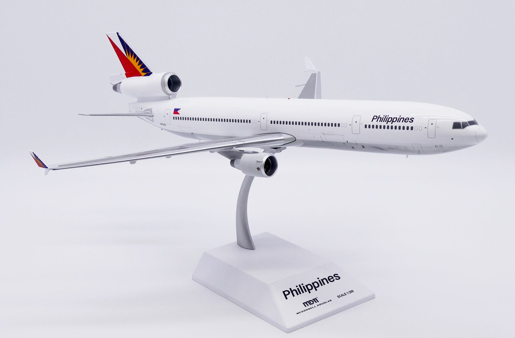 Philippine Airlines McDonnell Douglas MD-11 N278WA (XX20648)