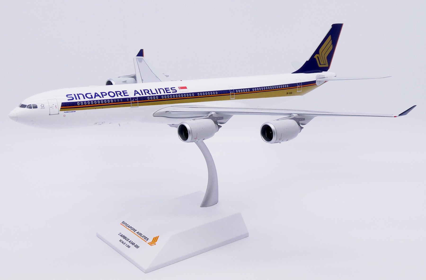 Singapore Airlines Airbus A340-500 9V-SGD (XX20674)