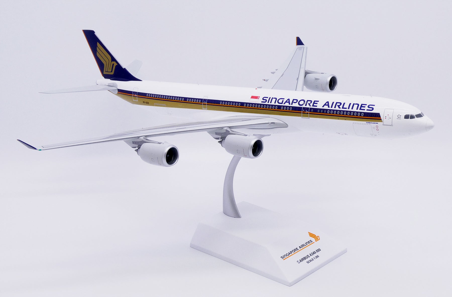 Singapore Airlines Airbus A340-500 9V-SGD (XX20674)
