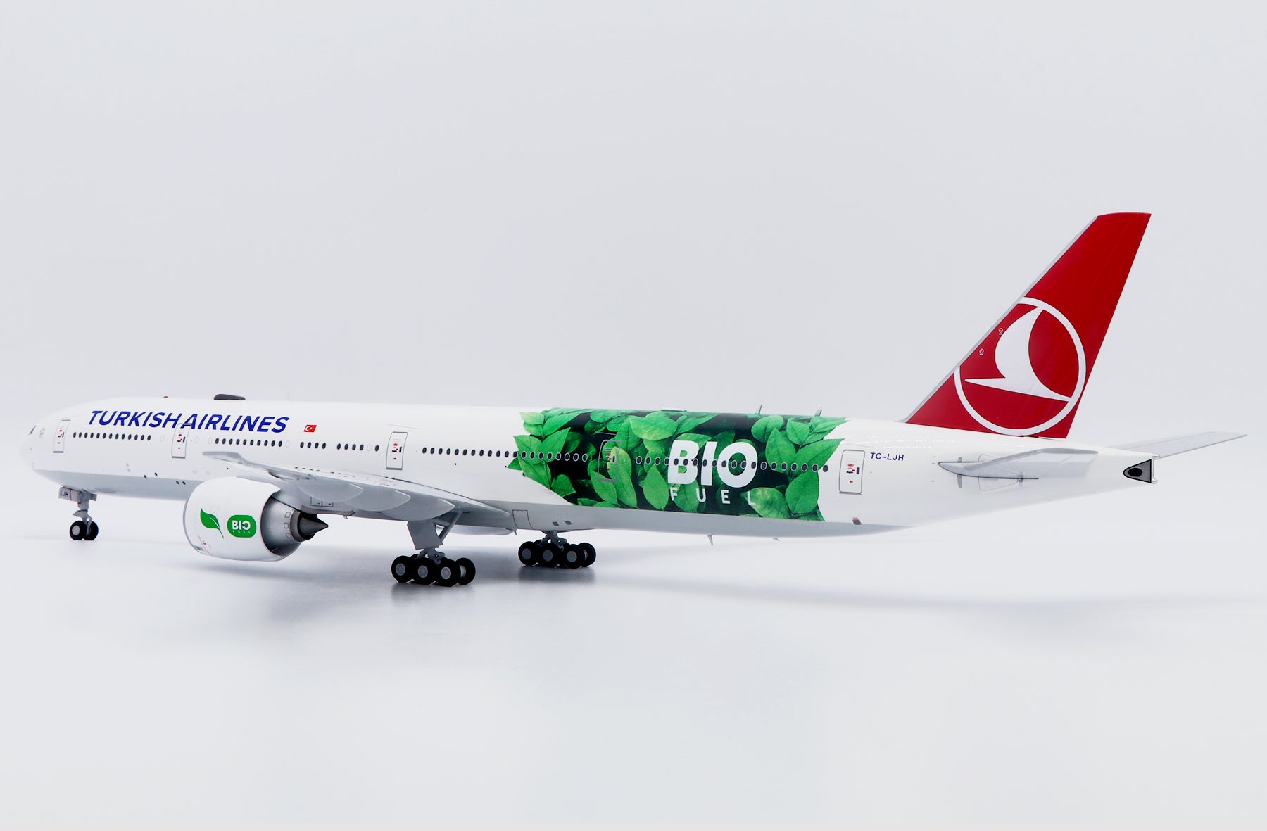 Turkish Airlines Boeing 777-300ER TC-LJH 'Bio Fuel' (XX20705)