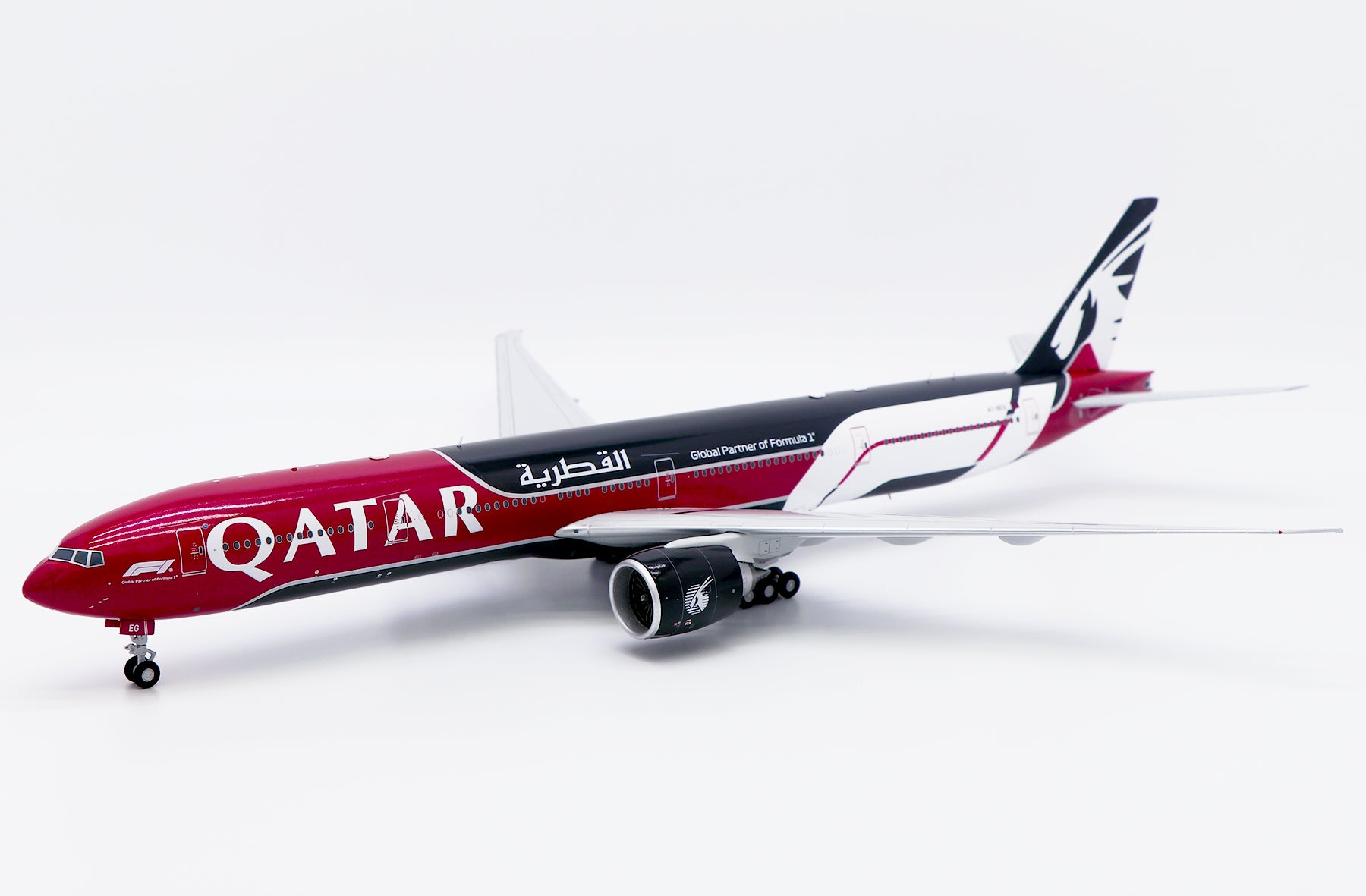 Qatar Airways Boeing 777-300ER A7-BEG 'Formula 1' (XX20874)