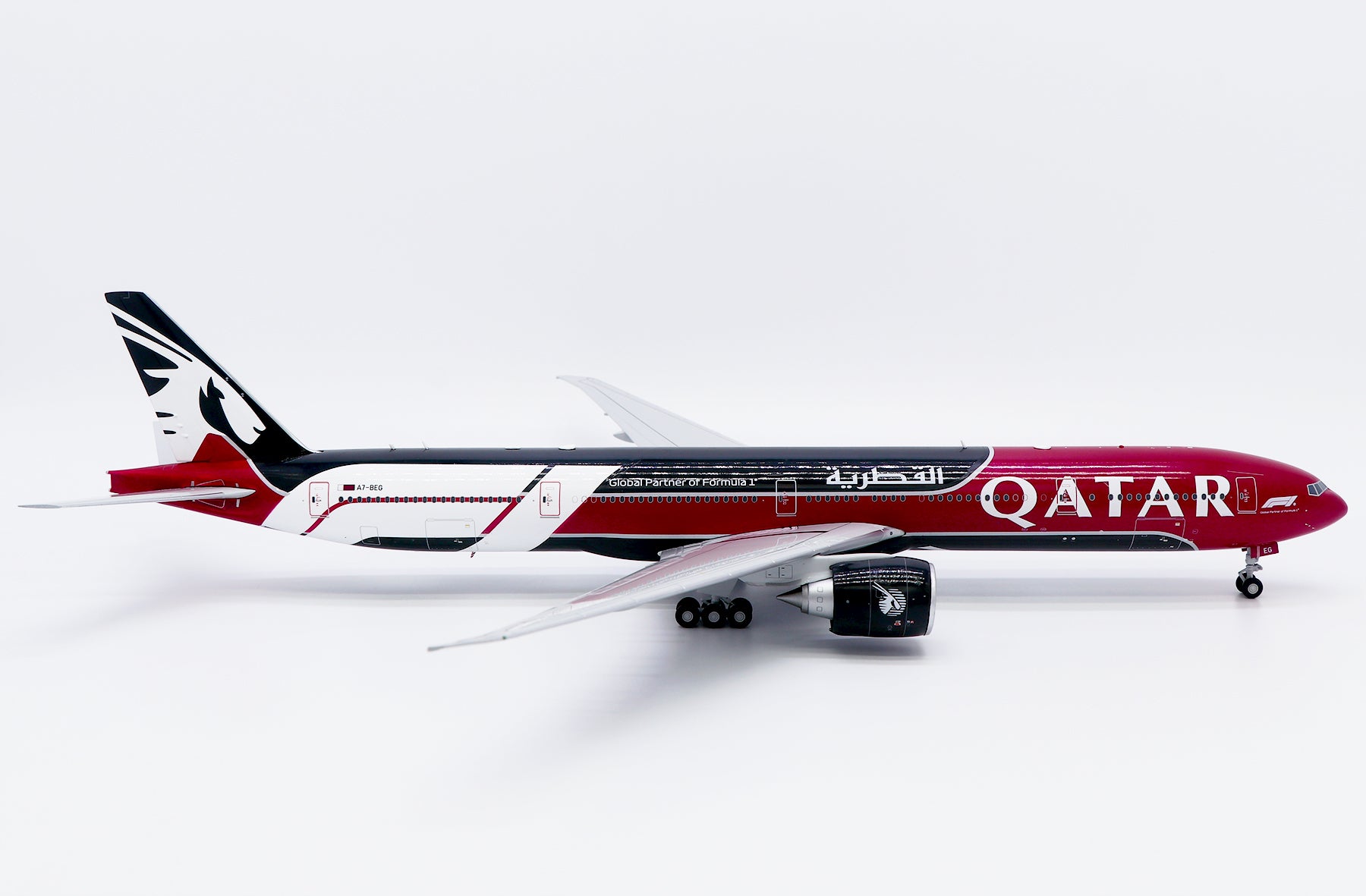 Qatar Airways Boeing 777-300ER A7-BEG 'Formula 1' (XX20874)