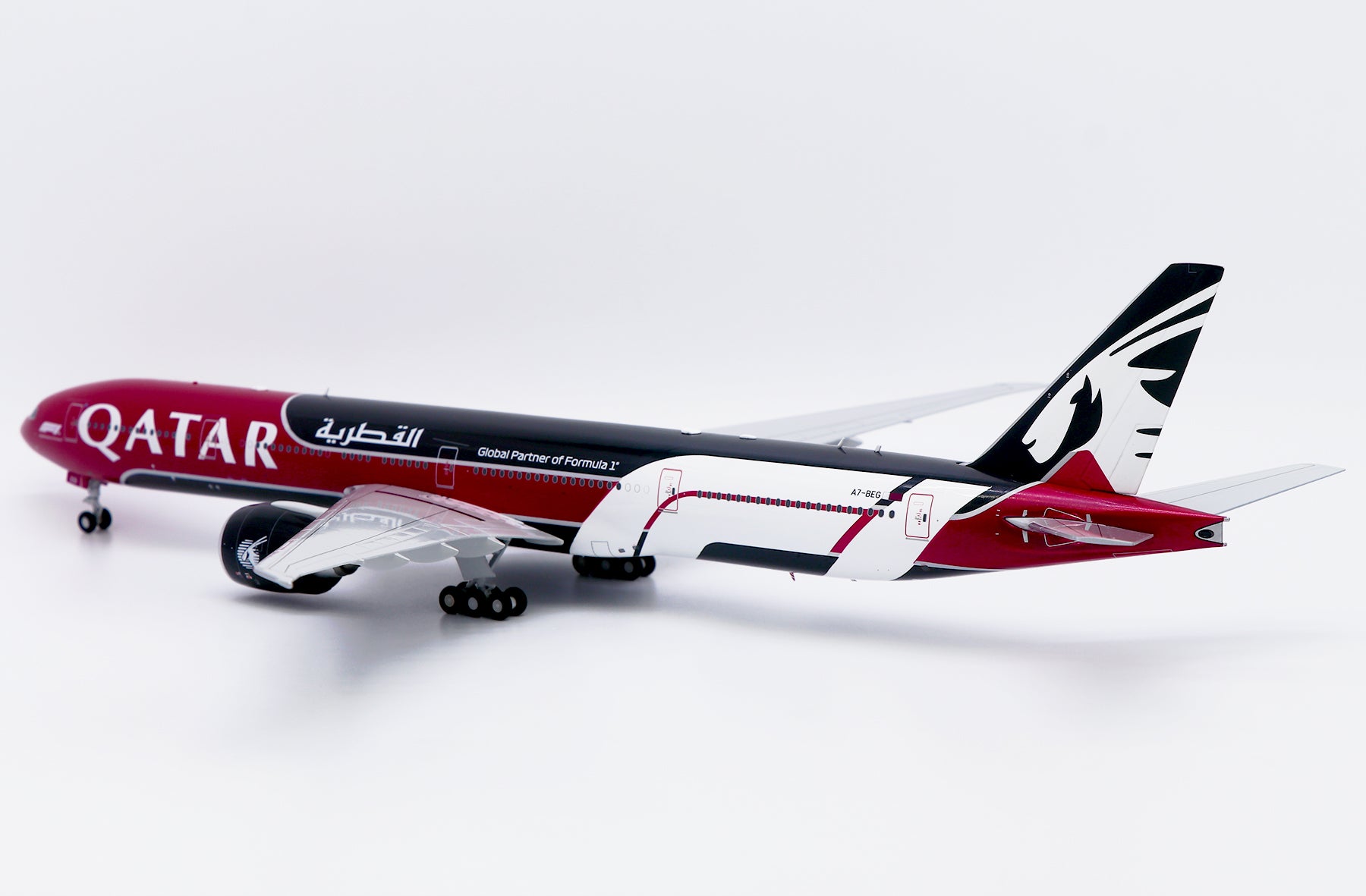 Qatar Airways Boeing 777-300ER A7-BEG 'Formula 1' (XX20874)