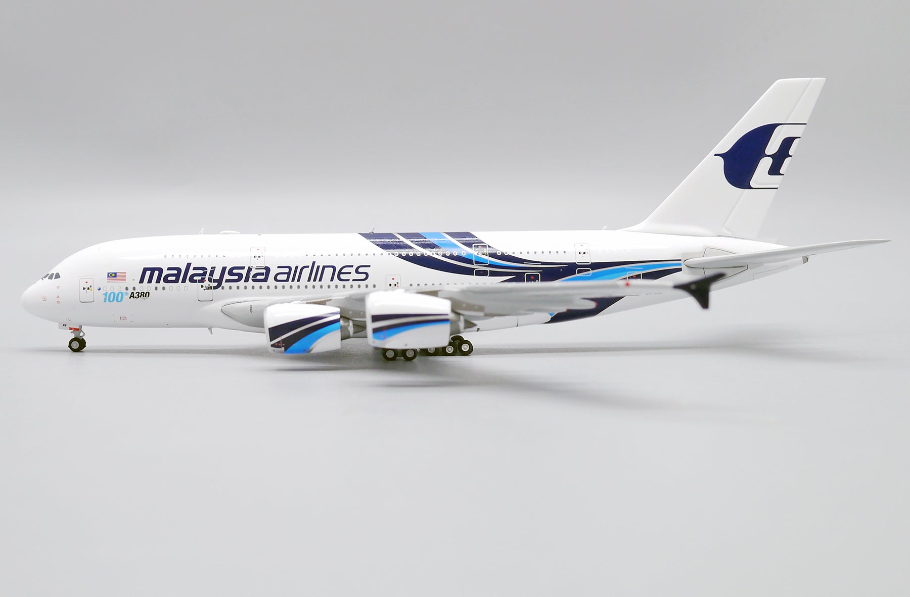 Malaysia Airlines Airbus A380-800 9M-MNF '100th Airbus A380' (XX40050)
