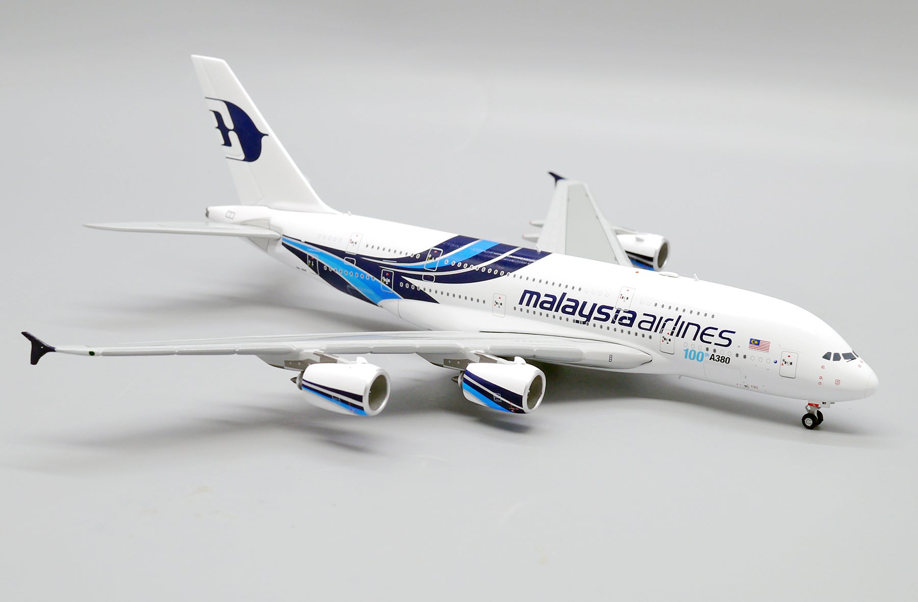 Malaysia Airlines Airbus A380-800 9M-MNF '100th Airbus A380' (XX40050)