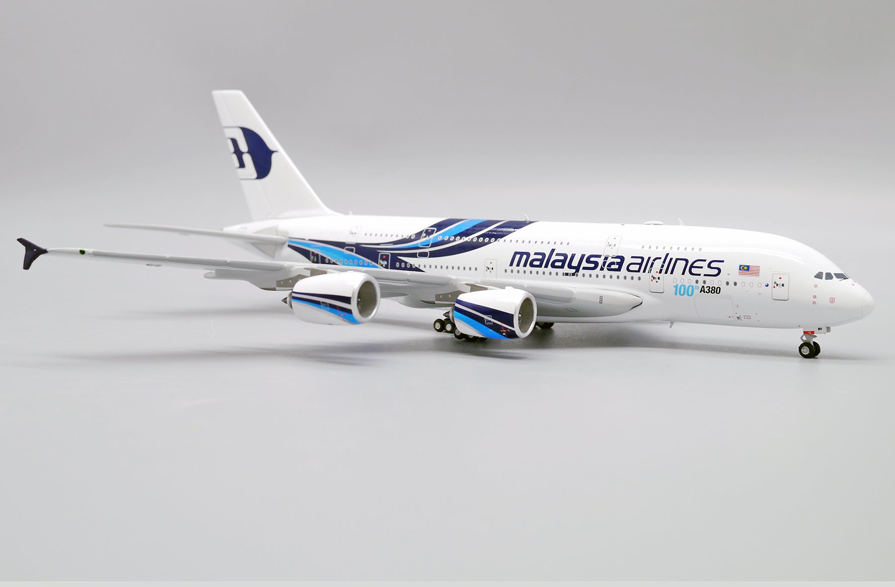 Malaysia Airlines Airbus A380-800 9M-MNF '100th Airbus A380' (XX40050)