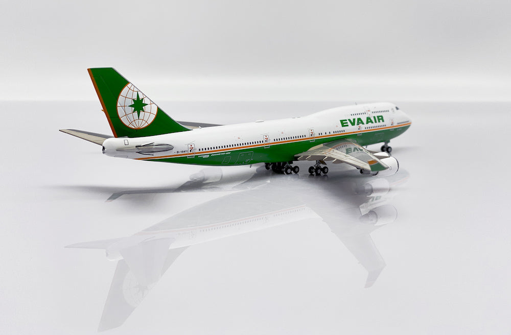 EVA Air Boeing 747-400 B-16411 'with Aviationtag' (XX40110)