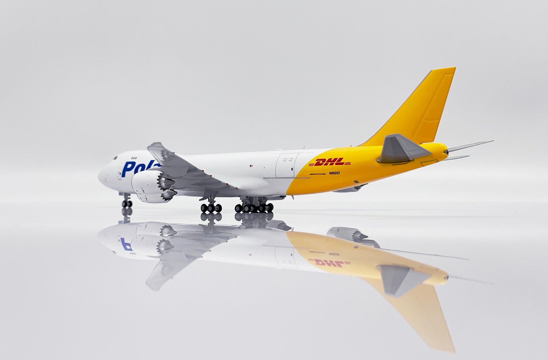 Polar Air Cargo Boeing 747-8F N852GT (XX40157)