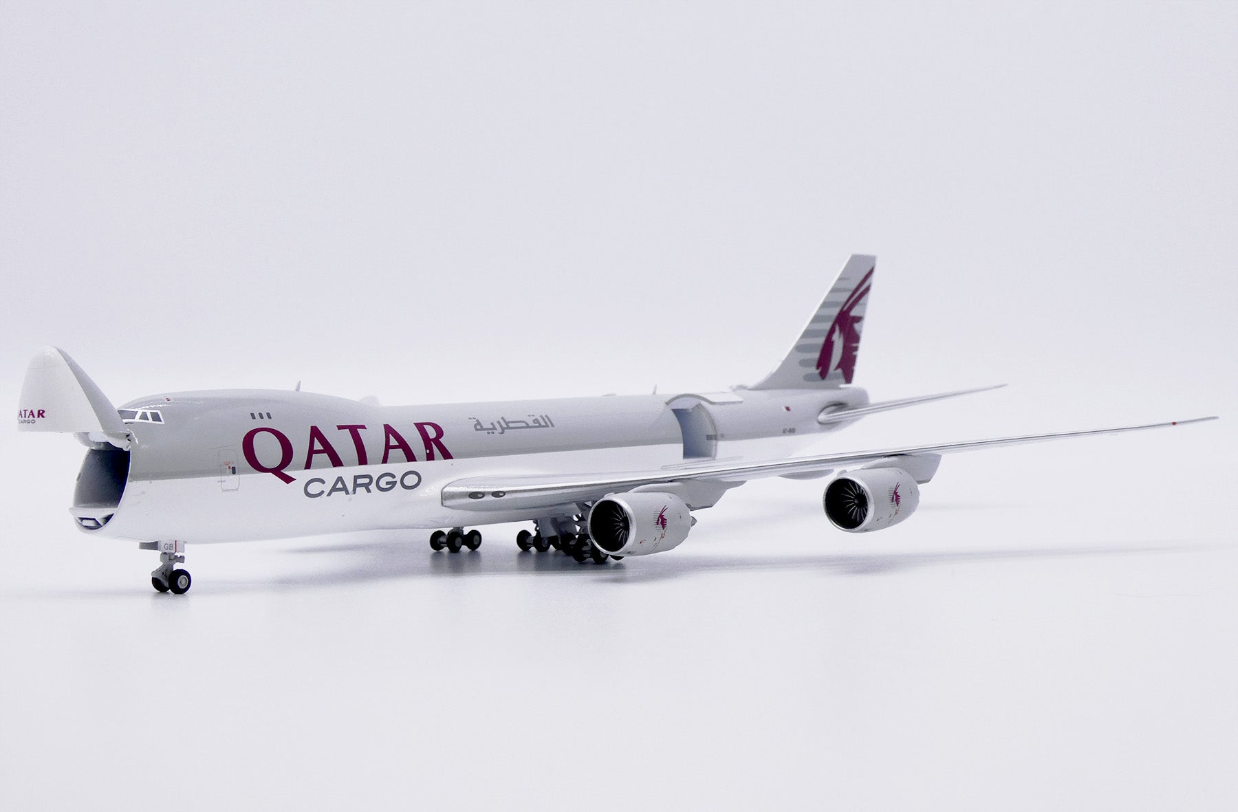 Qatar Airways Cargo Boeing 747-8F A7-BGB 'interactive series' (XX40161C)