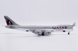 Qatar Airways Cargo Boeing 747-8F A7-BGB 'interactive series' (XX40161C)
