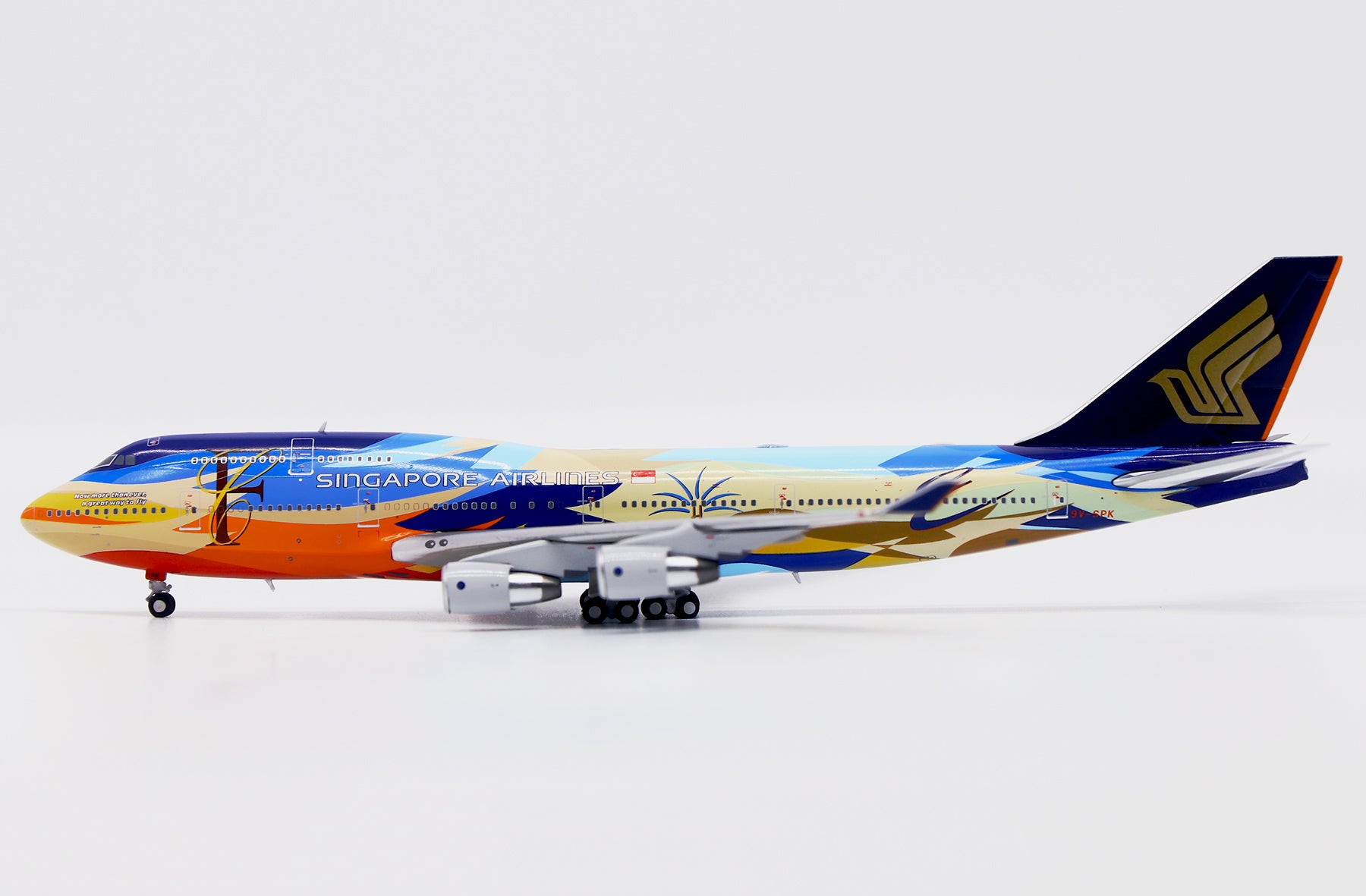 Singapore Airlines Boeing 747-400 9V-SPK 'Tropical' (XX40213)