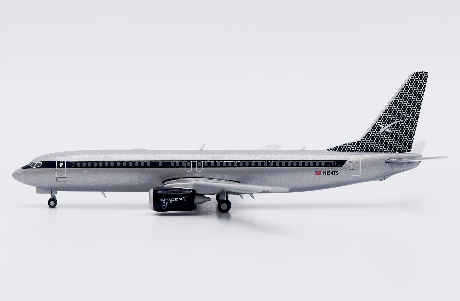 Space X / Falcon Aviation Holdings Boeing 737-800 N154TS (XX40316)