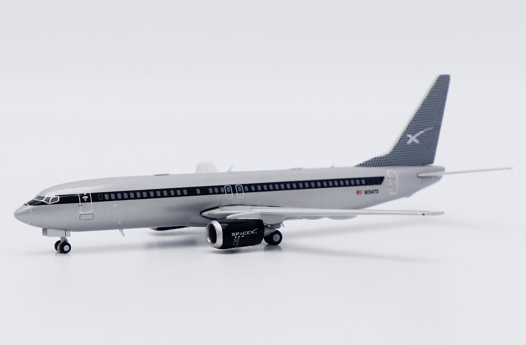 Space X / Falcon Aviation Holdings Boeing 737-800 N154TS (XX40316)