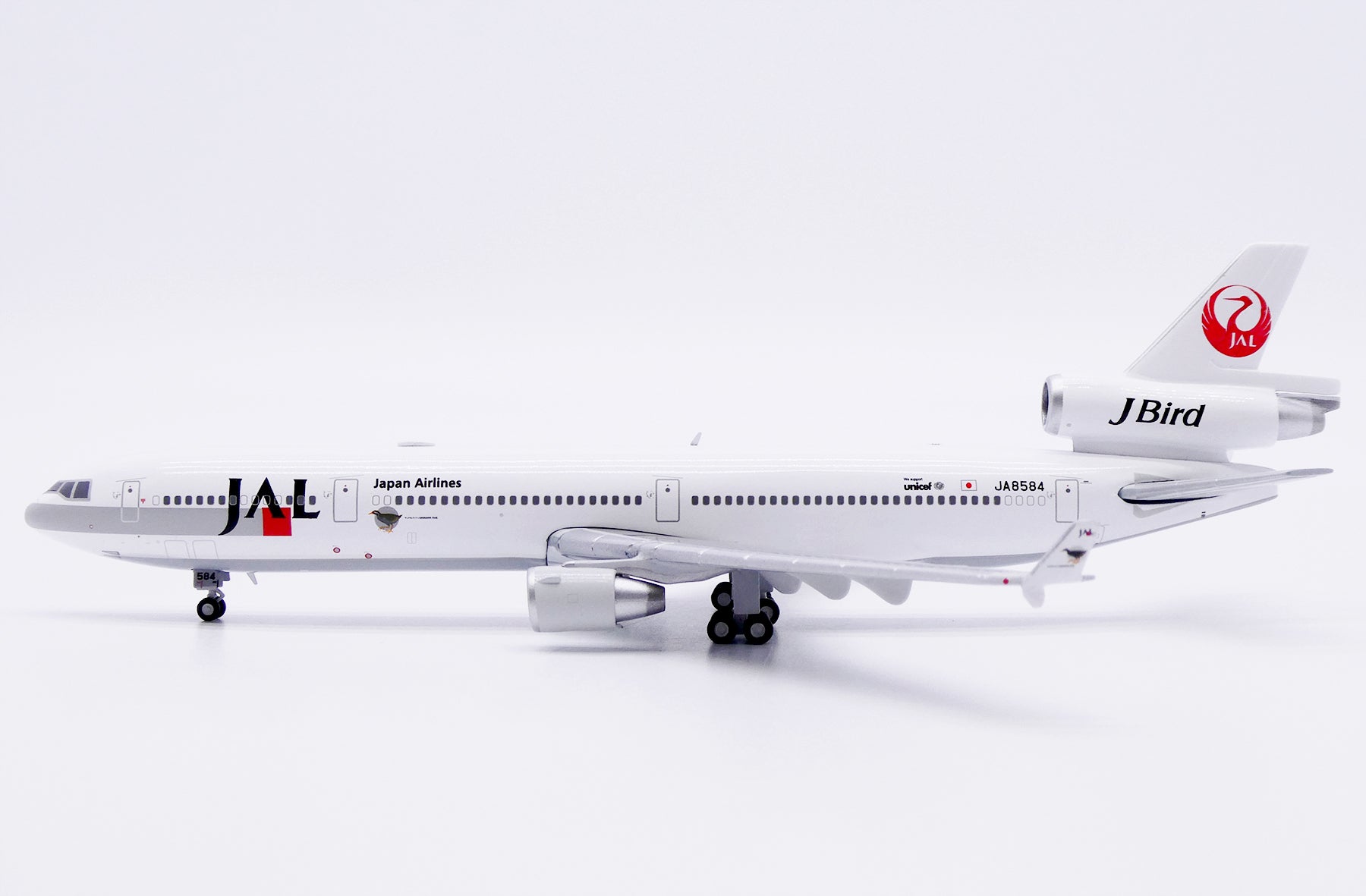 JAL Japan Airlines McDonnell Douglas MD-11 JA8584 (XX40373)