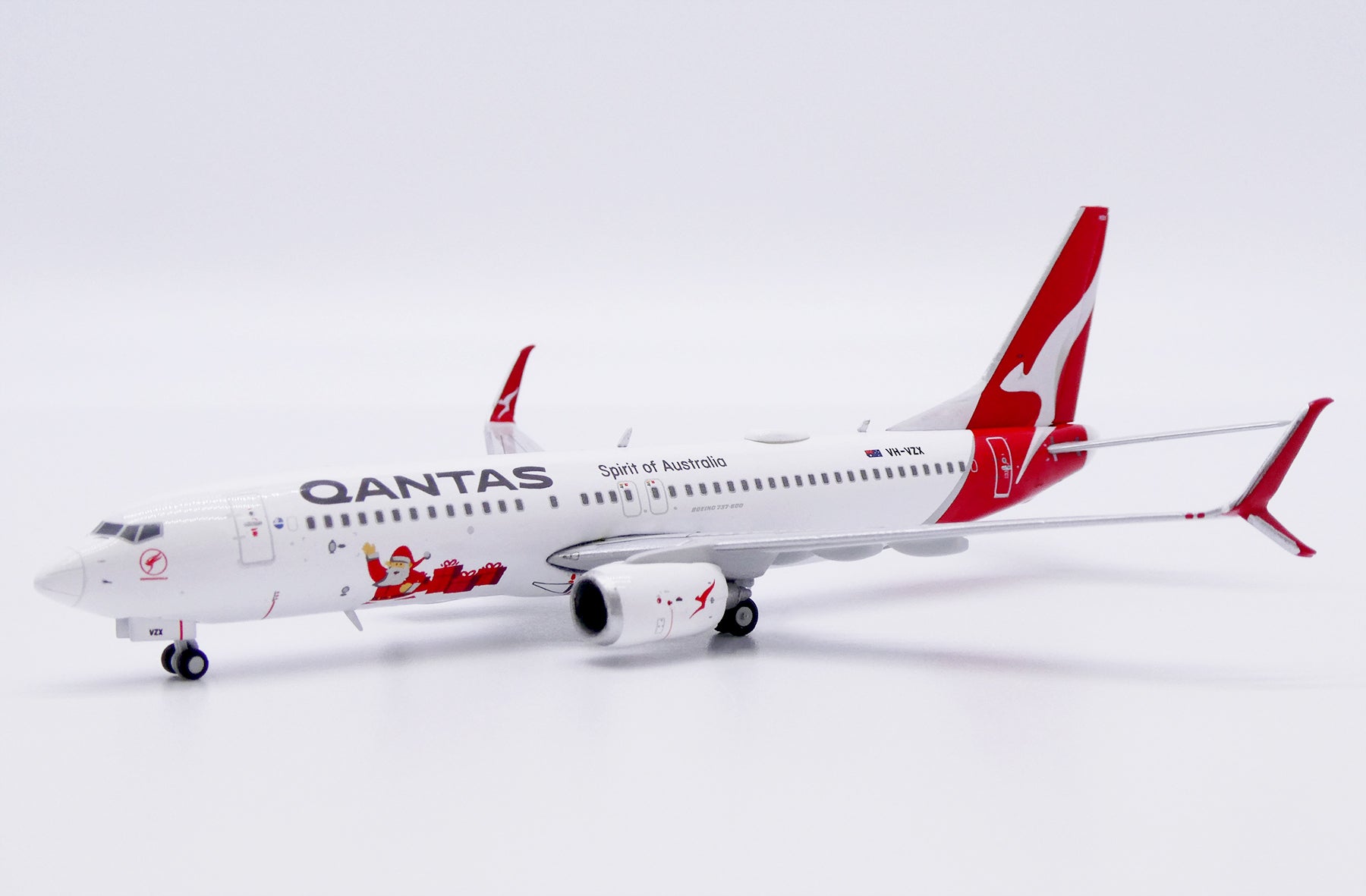 QANTAS Airways Boeing 737-800 VH-VZX 'Santa' (XX40614)